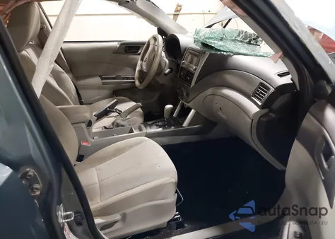 2011 Subaru Forester 2.5X z USA, uszkodzony, nr VIN JF2SHAAC0BH709131